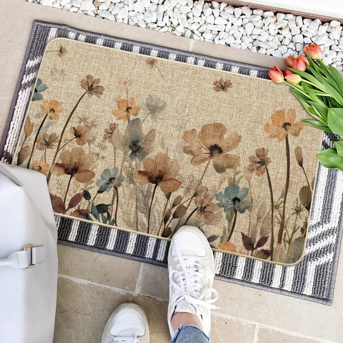 Artoid Mode poppy floral leaves mat highlights a durable, low-profile design.