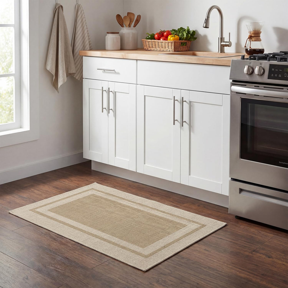 Artoid Mode washable natural rubber back doormat for durable, low-maintenance use