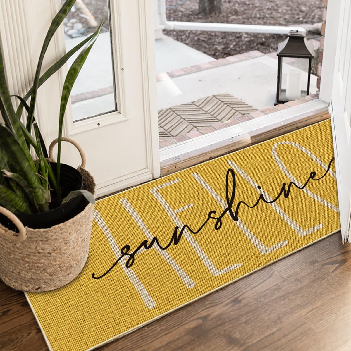 Artoid Mode non-slip backing keeps the doormat securely in place on various floors.