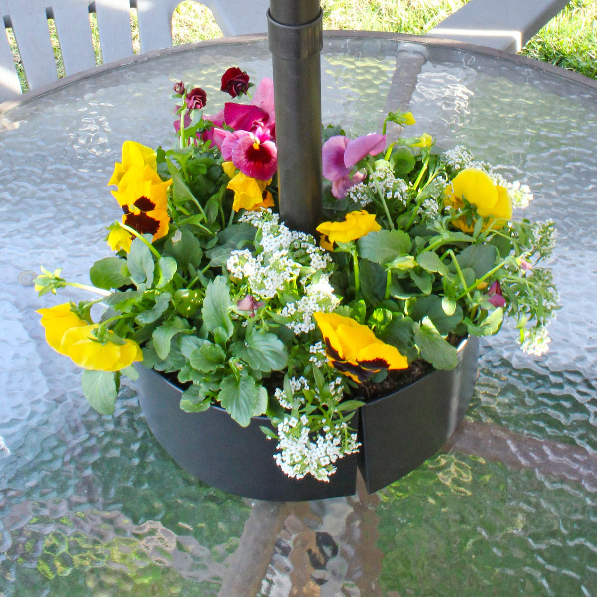 AuldHome Design enamelware planter matte black for stylish patio table display