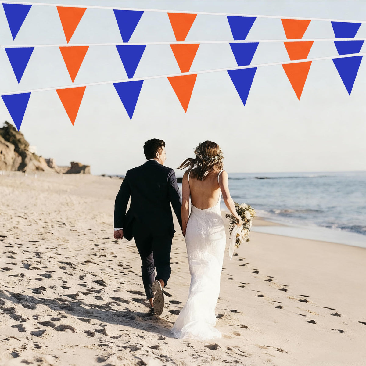 AuTop high-density polyester pennants resist weather for outdoor use.
