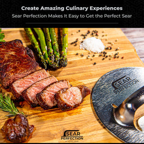 Avant Grub Sear Perfection 4.5 lb weight handles thick steaks for consistent sear