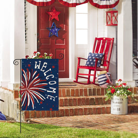 AVOIN colorlife 4th of July flag double-sided design visible from both sides.