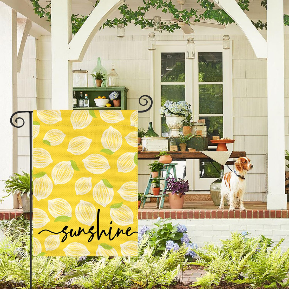 AVOIN colorlife Double-Sided Welcome Flag reads clearly from both sides.