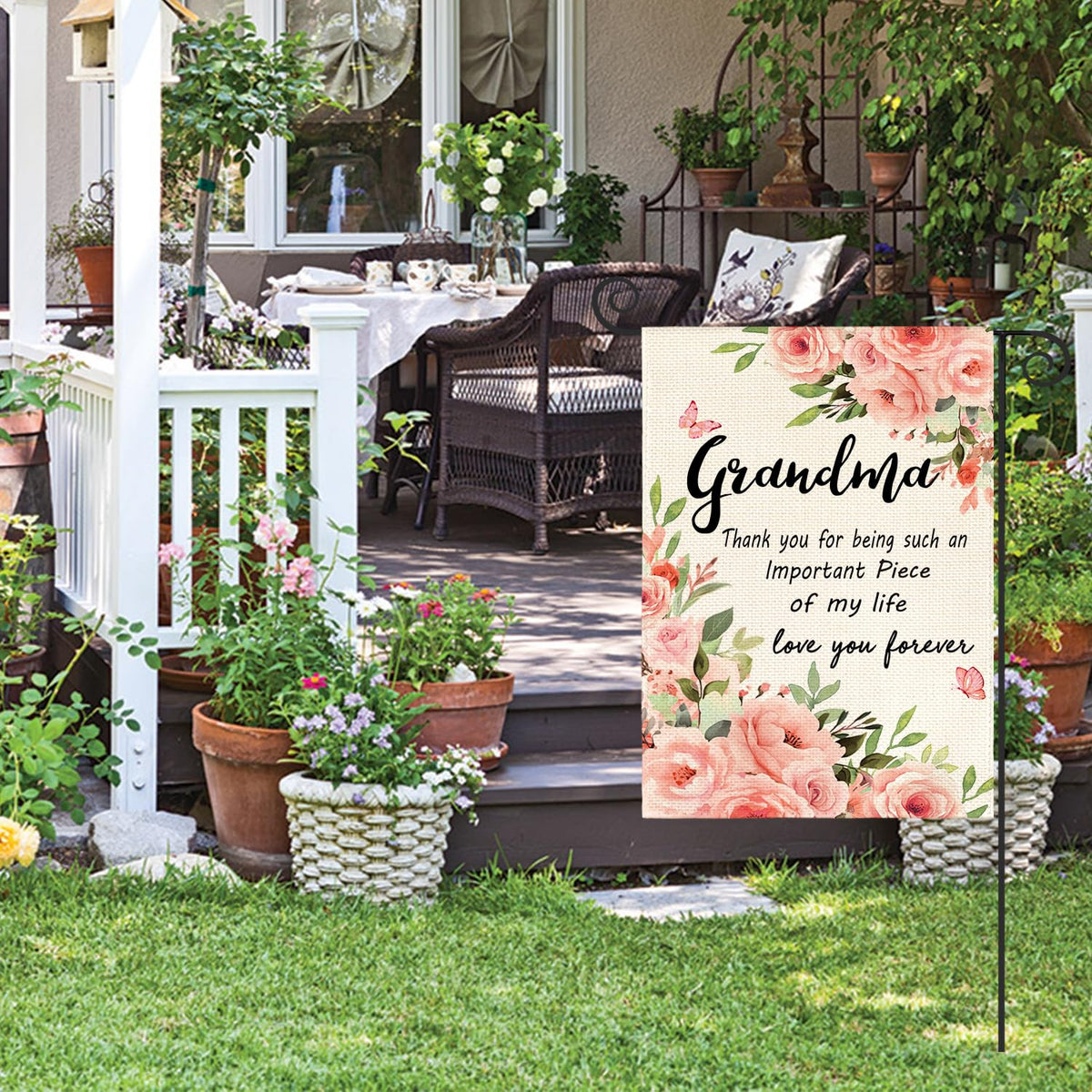 AVOIN colorlife grandma garden flag detailed stitching emphasizes durability and quality.
