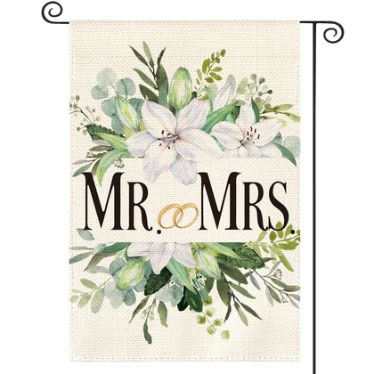 AVOIN colorlife MR. & MRS. flag front view with floral design for curb appeal