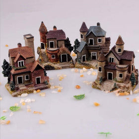 Avtytsda resin house ornament durable indoor display