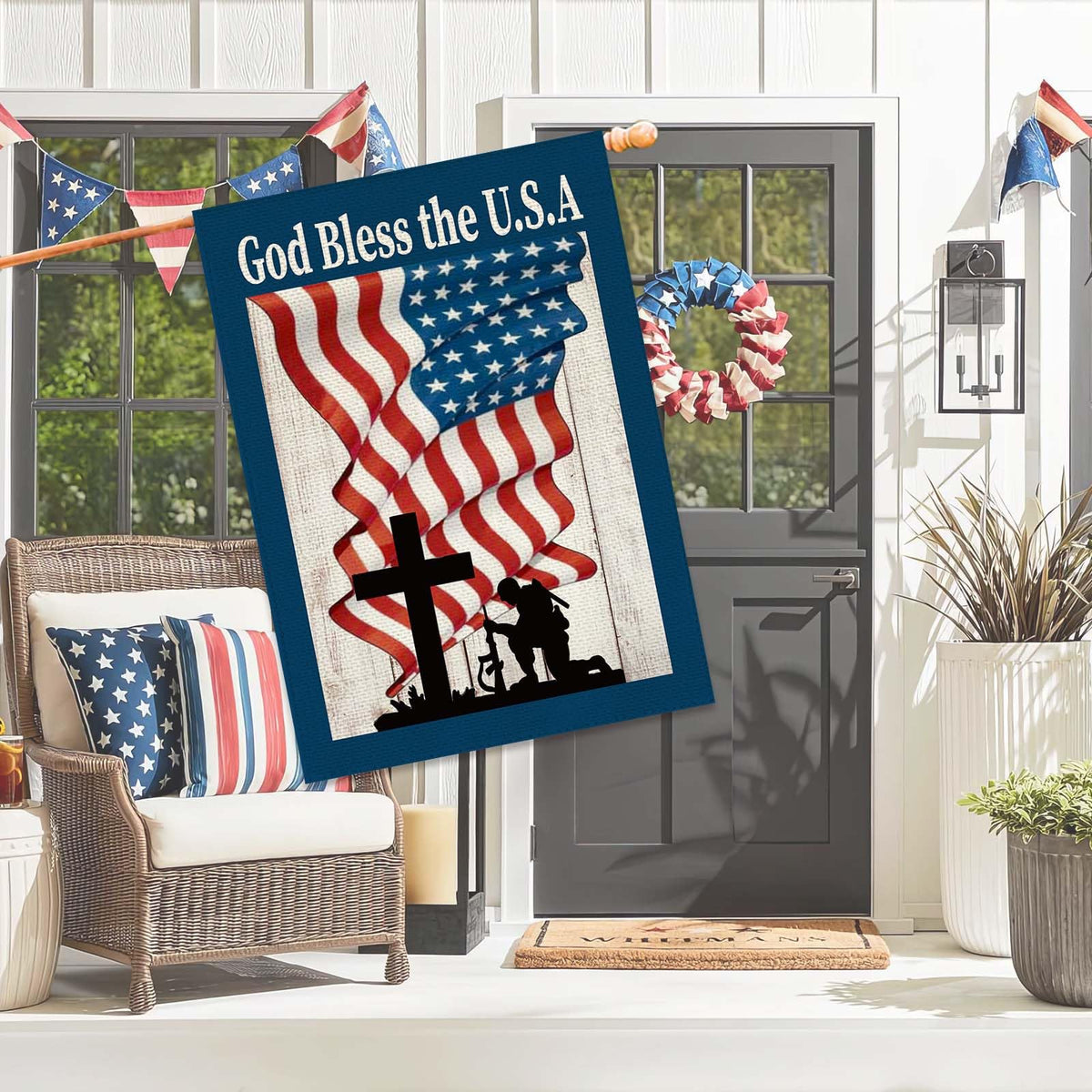 Baccessor American double-sided flag ensures legible message from both sides.