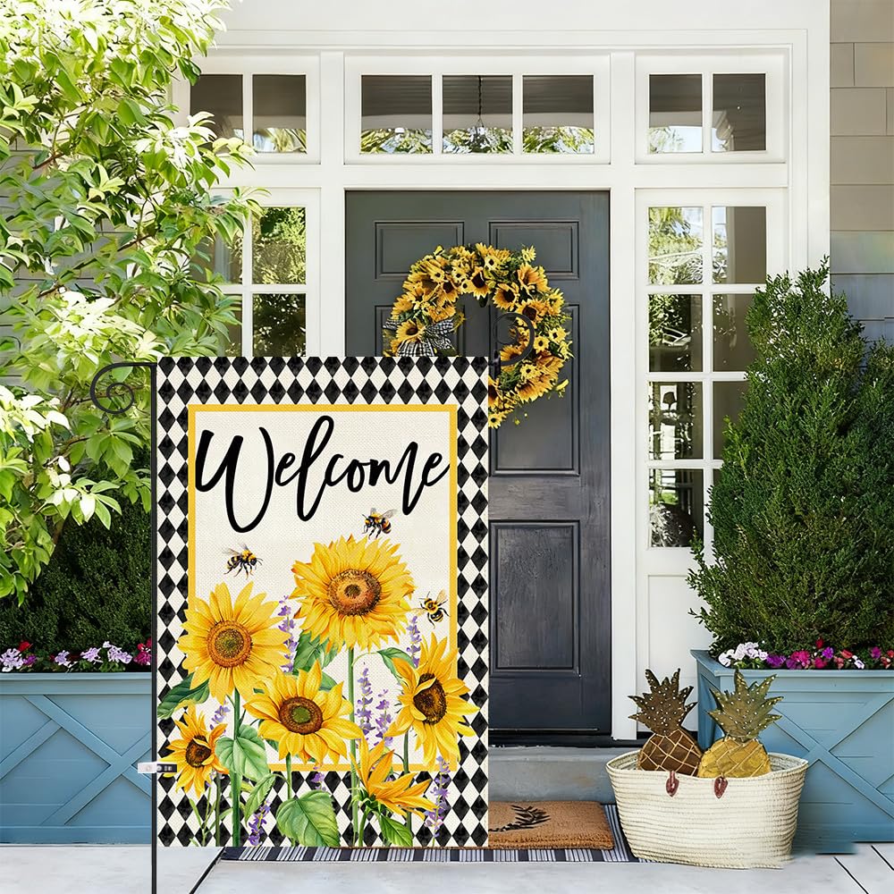 Baccessor double-sided burlap flag shows floral print for all-season display.