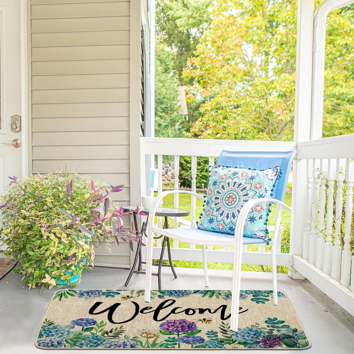 Baccessor Hydrangea doormat with non-slip back keeps mat in place