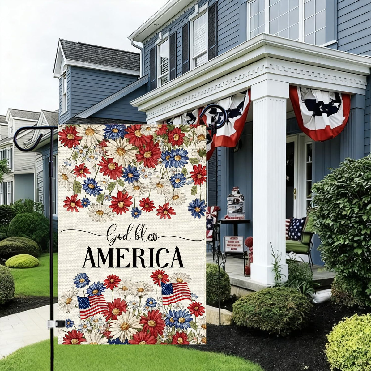 Baccessor double-sided flag highlights patriotic art from both sides.