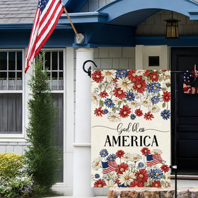 Baccessor patriotic flag side angle shows durable burlap and crisp design.