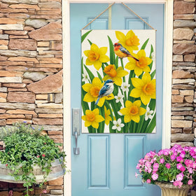 Baccessor spring summer daffodils banner shows vibrant colors