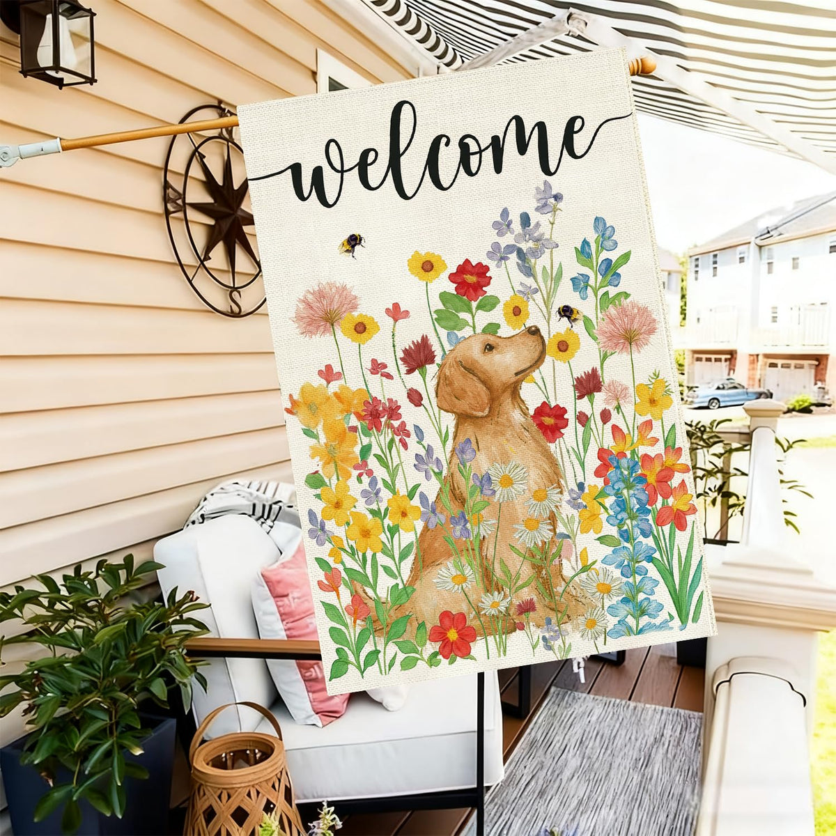Baccessor double-sided print stays vibrant after wind and rain.