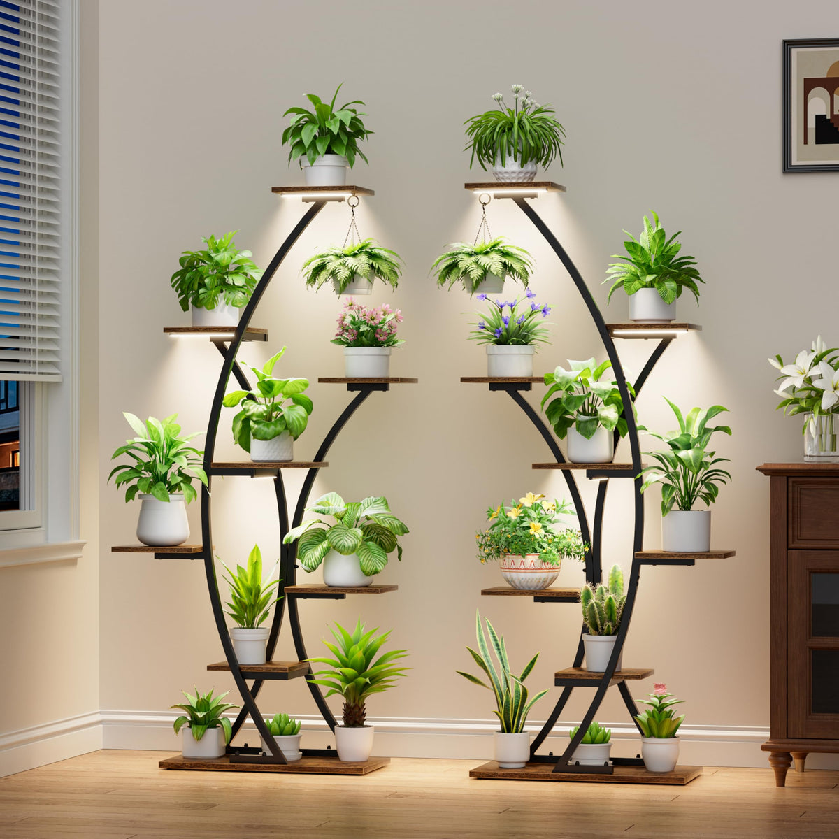 BACEKOLL flower and plant display adds color and texture