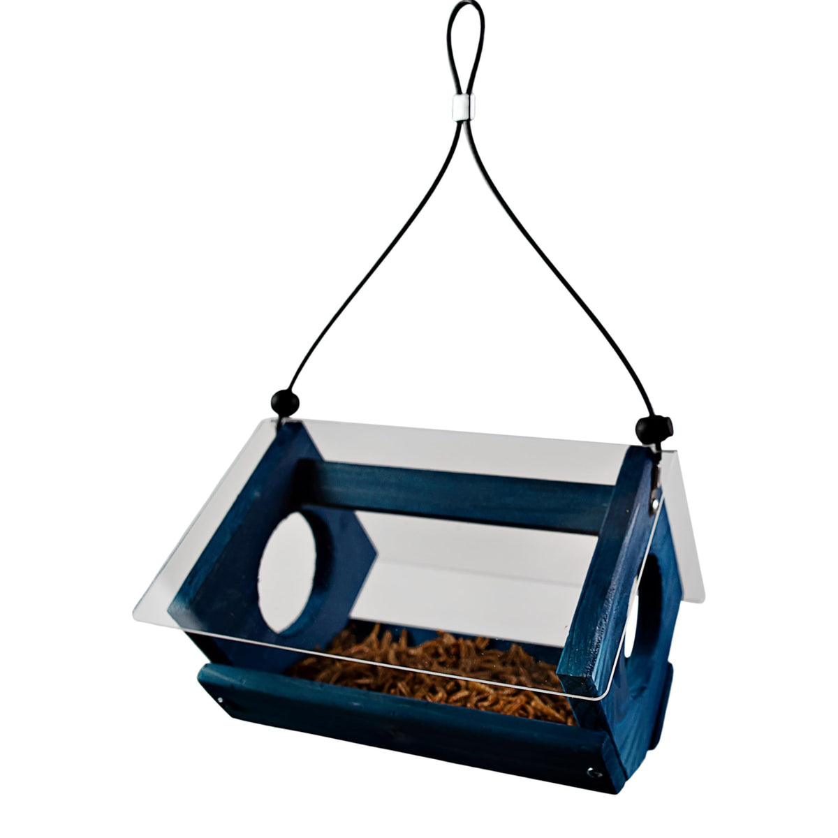 Backyard Essentials Feeder hangs from pole or branch for flexible placement.