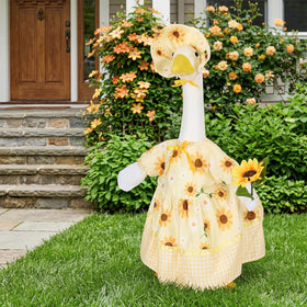 Bafeil snug-fit goose costume stays secure in light winds