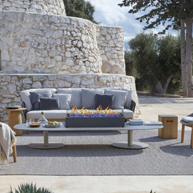 Baide Home rain cover included with the tabletop fire pit