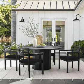 Basic Beyond black full-setup in outdoor dining nook
