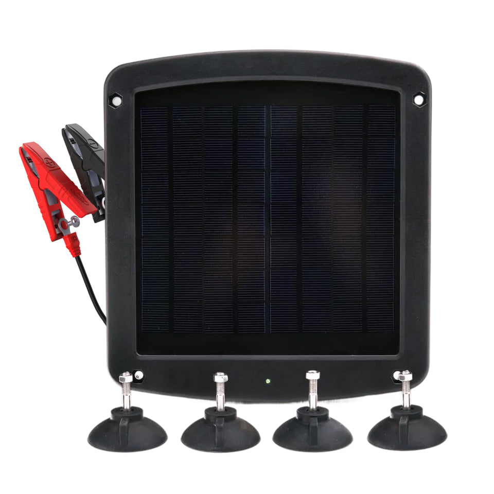Battery Tender 5W solar panel 12V charger powering vehicles in sun for reliable top-ups