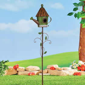 BAYN five-prong stake base ensures stable soil insertion and safety for birds.