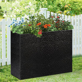 BAYN easy-assembly with included hardware gets you planting quickly