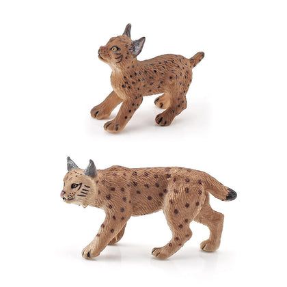 Bbiamsleep Lynx Figurine A close-up texture for festive décor