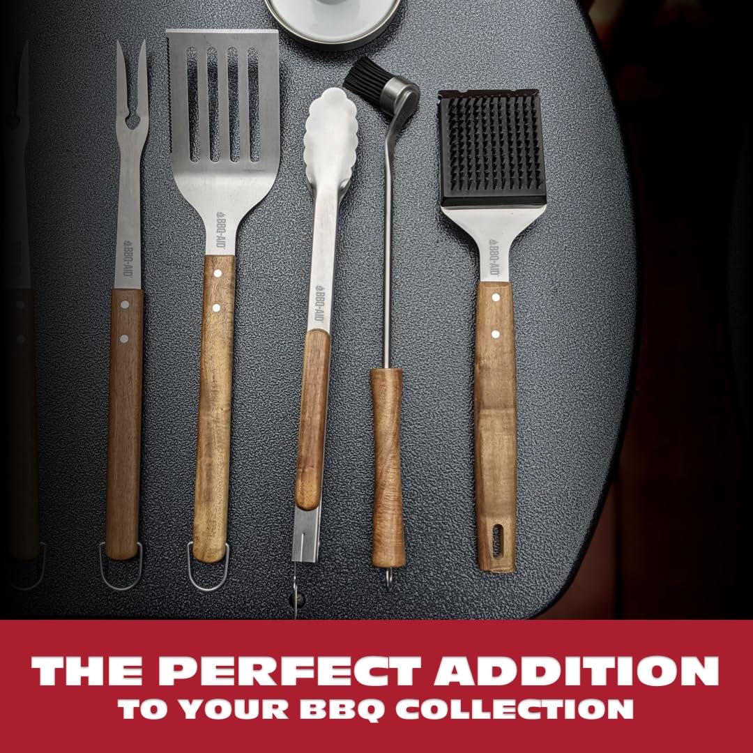 BBQ-AID silicone bristle brush minimizes shedding while applying sauces and marinades.