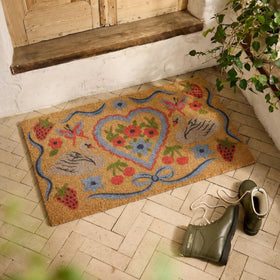 BBSET artificial coir swan welcome mat with bow and floral design traps dirt.