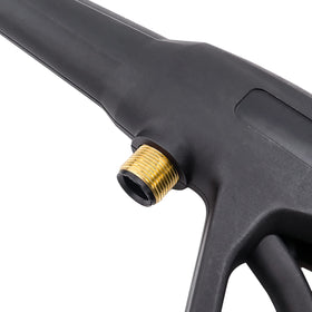Bear Force ergonomic grip reduces fatigue during longer cleaning.