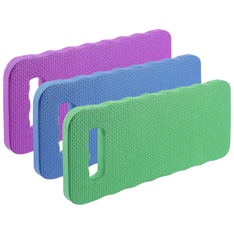 Bee Coline kneeling pads in green offer garden comfort for long tasks.