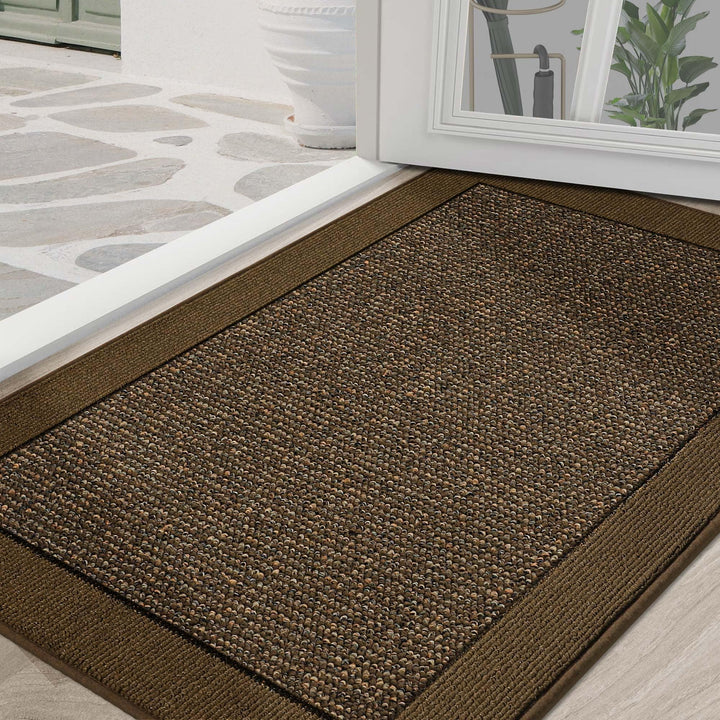 BEQHAUSE brown door mat with dense yarns traps dirt effectively
