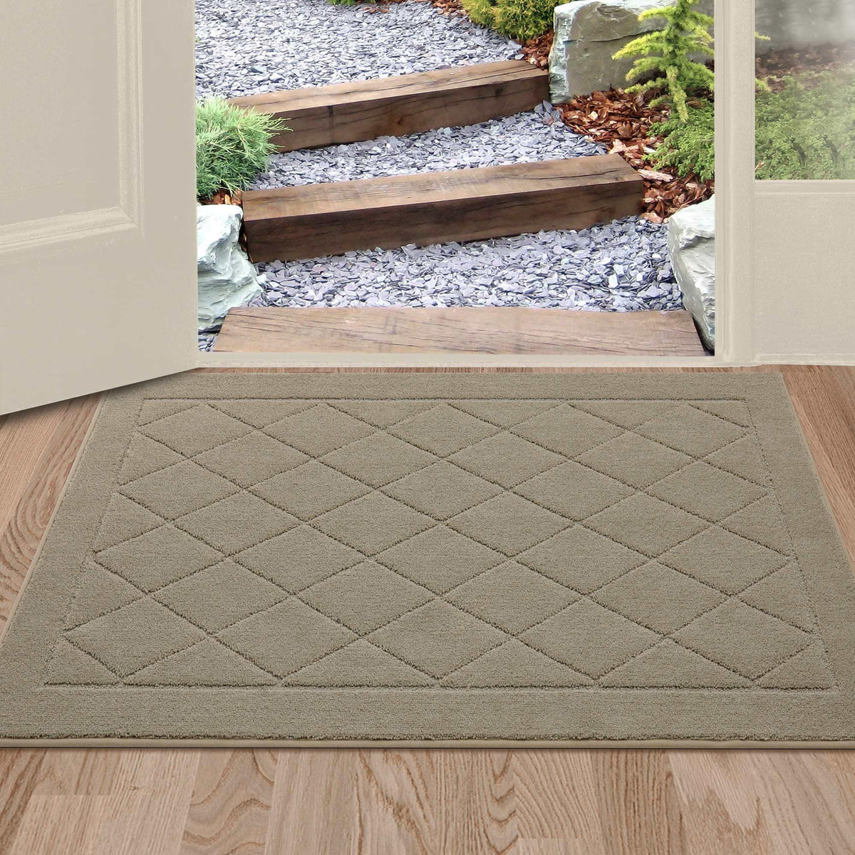 BEQHAUSE Dirt Trapper mat at the front door traps dirt and moisture for a cleaner entry.