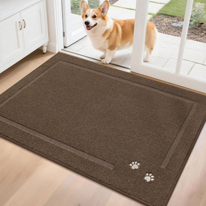 BEQHAUSE dog door mat traps dirt at the front door and keeps floors cleaner.