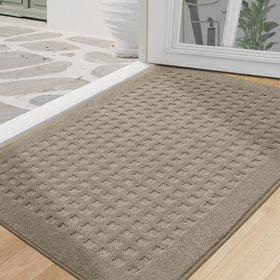 BEQHAUSE door mat front view in beige traps dirt and keeps floors dry.