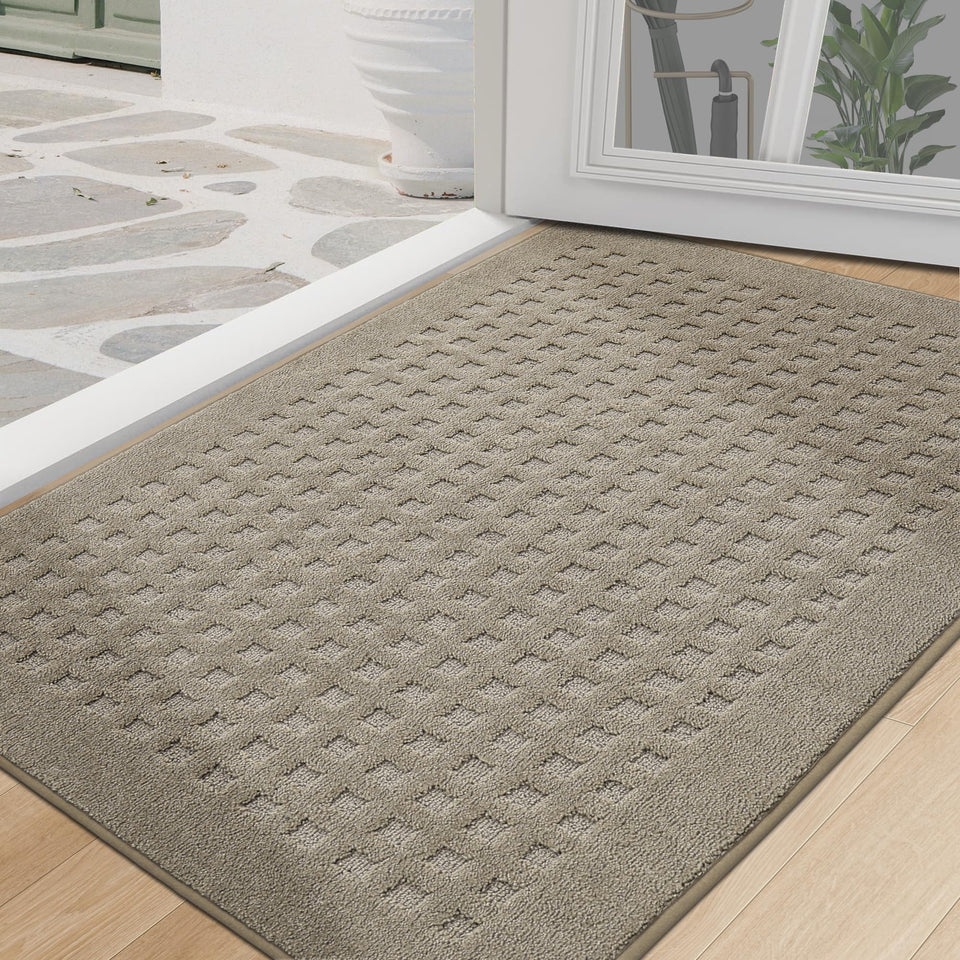 BEQHAUSE door mat front view in beige traps dirt and keeps floors dry.