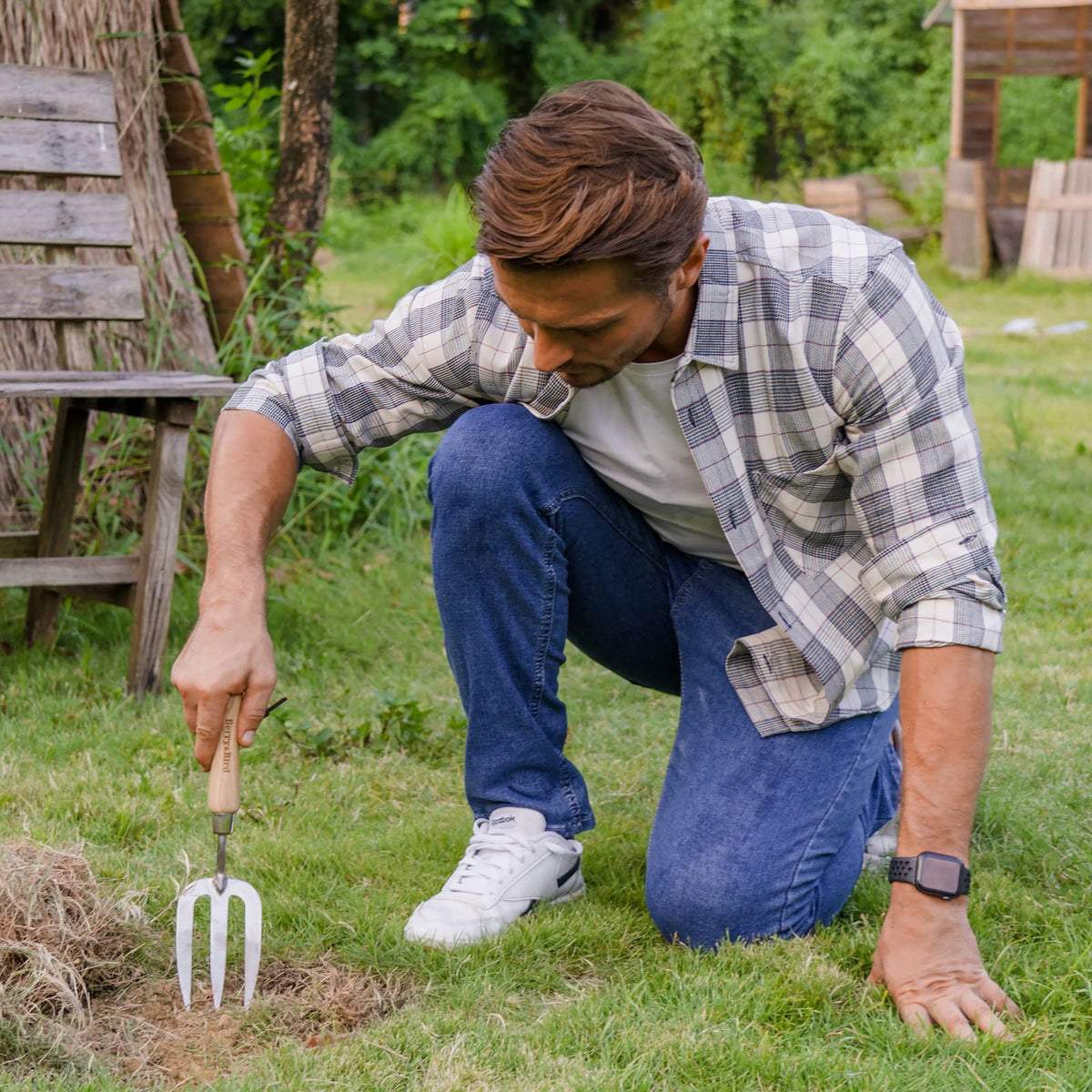 Berry&Bird hand fork built to last through many gardening seasons