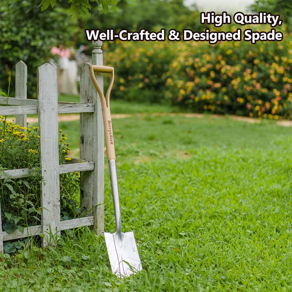 Berry&Bird D-grip handle on European shovel for comfortable digging
