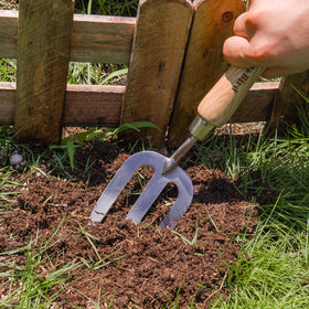 Berry&Bird hand fork with stainless steel tines for durable digging