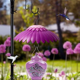 Beserie weather guard protects feeders in rain, sun, and snow.