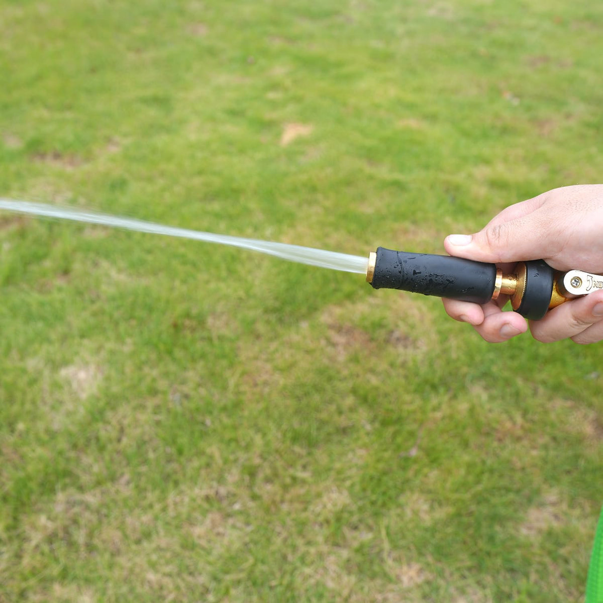 Besiter nozzle handles car washing, patio cleaning, and plant watering with ease.