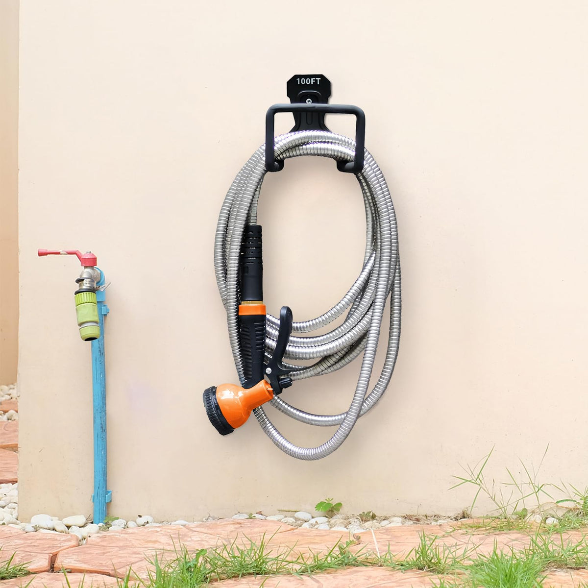 Besiter outdoor watering hose ready for lawn care, car washing, and pool maintenance.