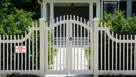 Bright colors of Bestylez Do Not Leave Packages Here sign enhance outdoor readability