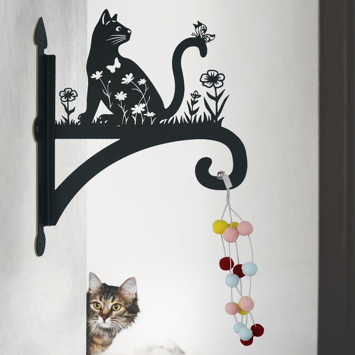 Beyoogeem wind chime hanger blends decor with reliable plant support.