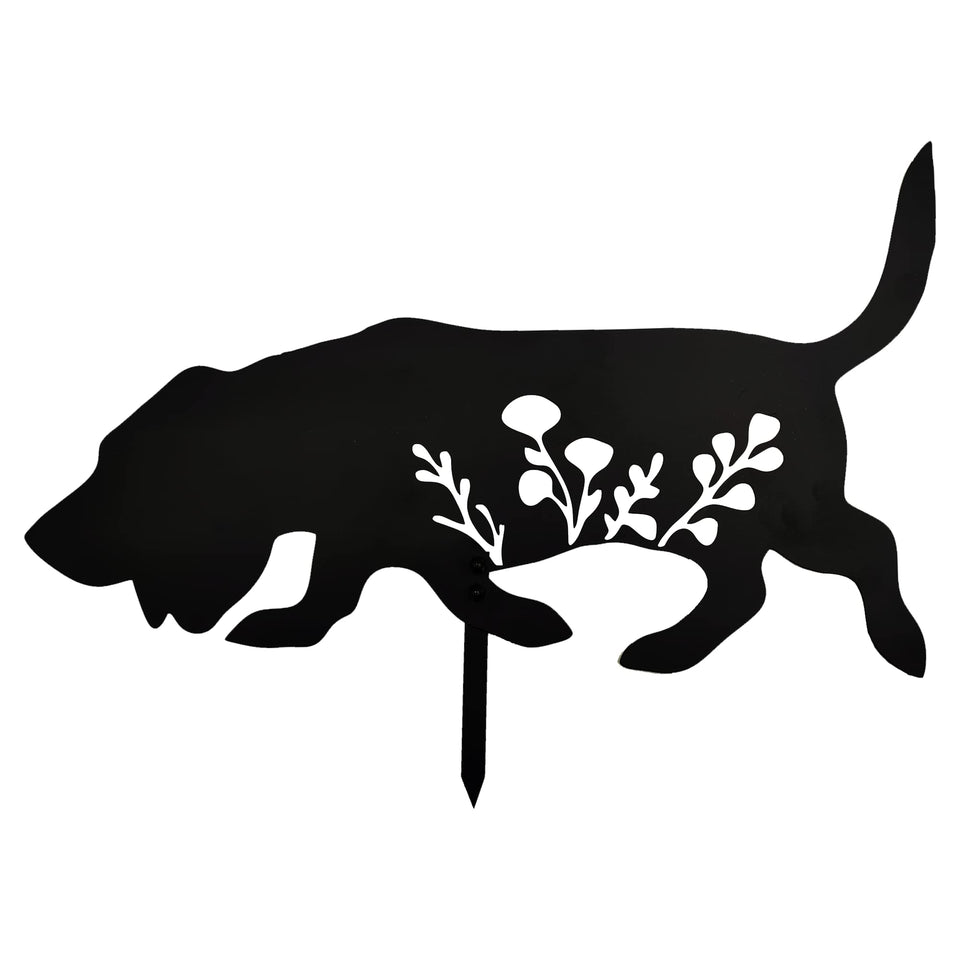 Biagift Basset Hound metal statue, front view enhances your garden with lifelike charm.