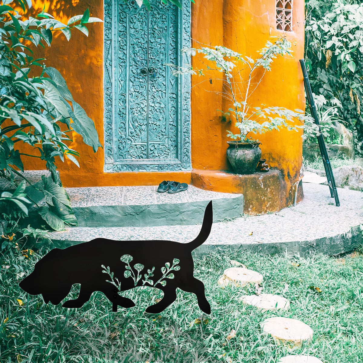 Biagift metal dog garden art stands out as durable outdoor decor.