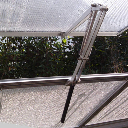 BIBISTORE solar greenhouse vent-opener demonstrates automatic ventilation.