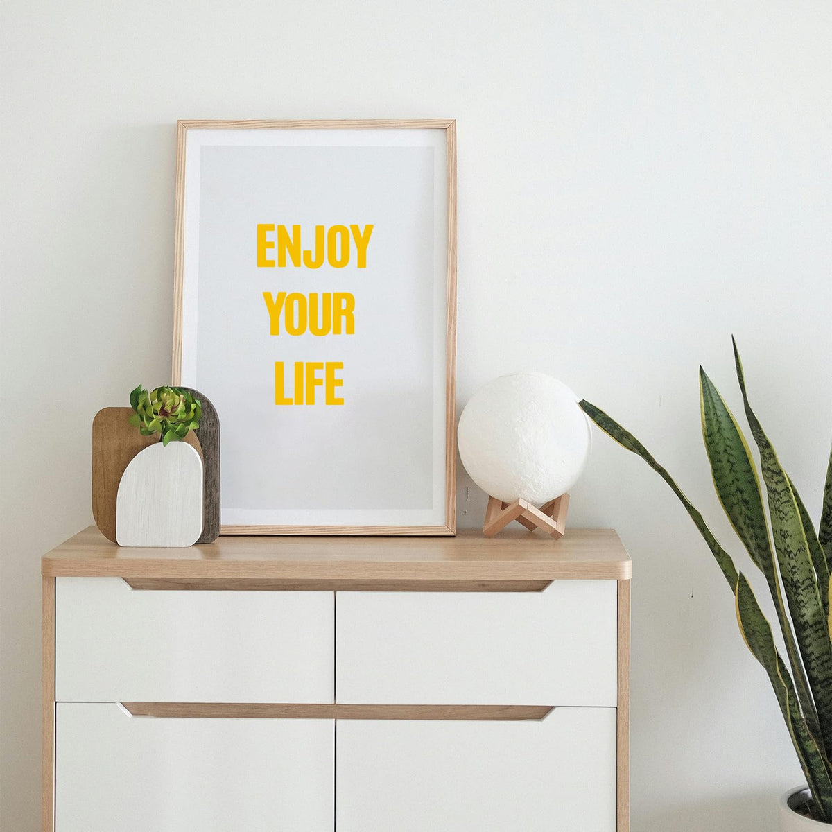 BINLINHONGO self-adhesive letters are easy to apply