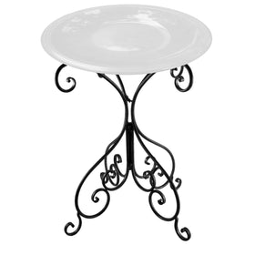 Birds and Beyond lightweight 5-lb bowl easy to move and reposition.