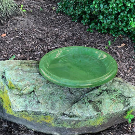 BIRDS AND BEYOND bird bath bowl side view demonstrating durable, lightweight design.